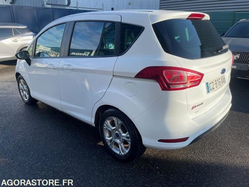 B-MAX TREND 1.0 ECOBOOST 100cv 125850 KM - Personenwagen: afbeelding 2 B-MAX TREND 1.0 ECOBOOST 100cv 125850 KM - Personenwagen: afbeelding 2