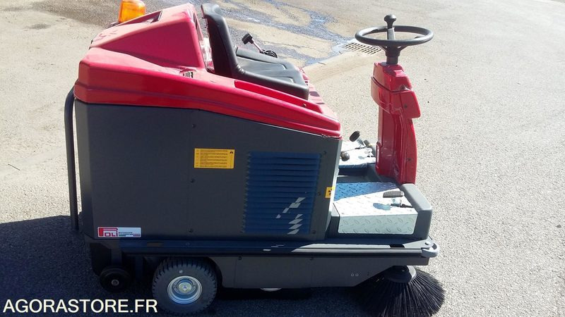 BALAYEUSE ELECTRIQUE A BATTERIES STYLE E70 - 2023 - Veegwagen: afbeelding 2 BALAYEUSE ELECTRIQUE A BATTERIES STYLE E70 - 2023 - Veegwagen: afbeelding 2