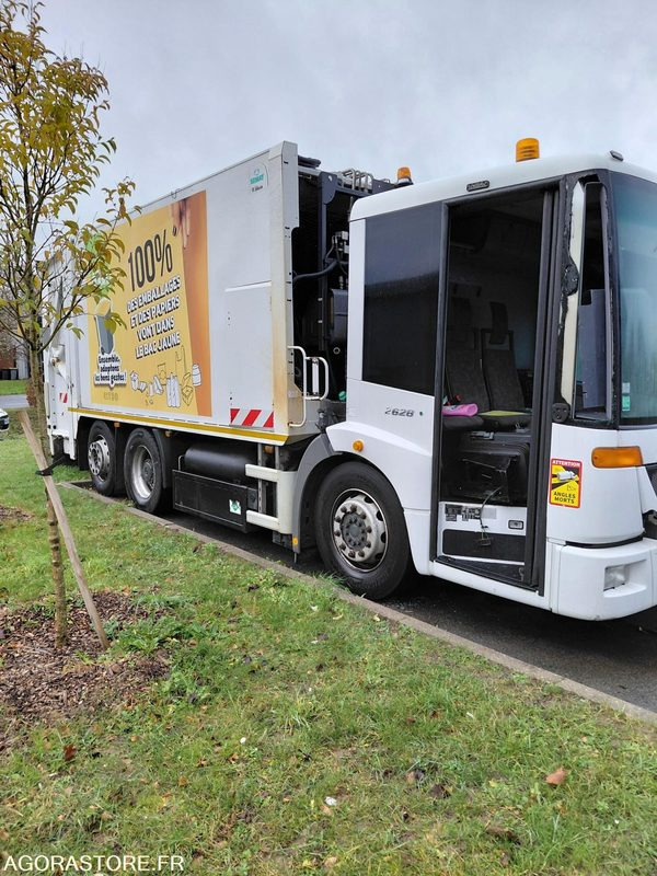 BOM MECEDES ECONIC (FERAILLE) - Vuilniswagen: afbeelding 1 BOM MECEDES ECONIC (FERAILLE) - Vuilniswagen: afbeelding 1