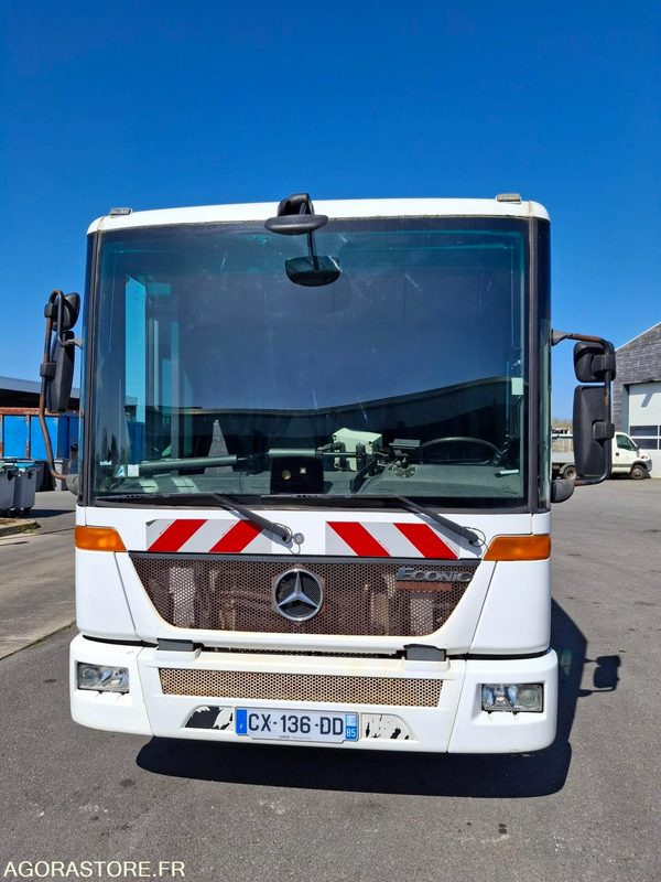 BOM Mercedes Econic 2013 240330 kms - CX-136-DD - Vuilniswagen: afbeelding 3 BOM Mercedes Econic 2013 240330 kms - CX-136-DD - Vuilniswagen: afbeelding 3