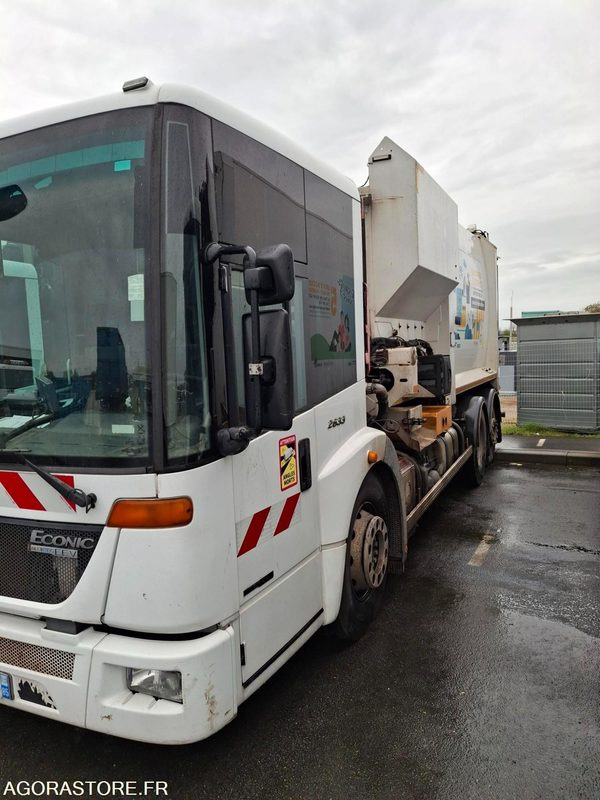 BOM Mercedes Econic 256043 kms 2013 - CW-017-YS - Vuilniswagen: afbeelding 5 BOM Mercedes Econic 256043 kms 2013 - CW-017-YS - Vuilniswagen: afbeelding 5