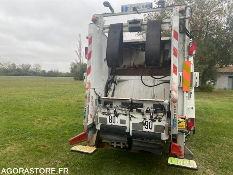 BOM SCANIA P 380 - 2015 - 164 000km - Vuilniswagen: afbeelding 4 BOM SCANIA P 380 - 2015 - 164 000km - Vuilniswagen: afbeelding 4