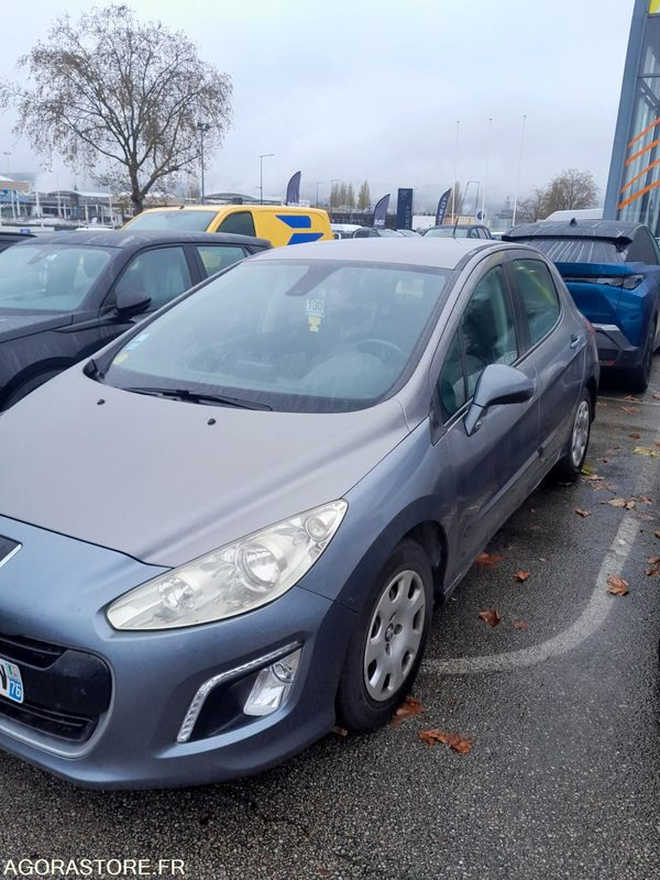 BR-316-GN // PEUGEOT 308 // 250 000 KMS - Personenwagen: afbeelding 2 BR-316-GN // PEUGEOT 308 // 250 000 KMS - Personenwagen: afbeelding 2