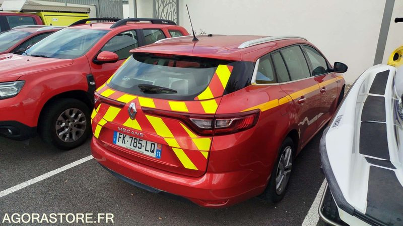 BREAK Renault Mégane - 2019 - FK785LQ - Stationwagen: afbeelding 3 BREAK Renault Mégane - 2019 - FK785LQ - Stationwagen: afbeelding 3