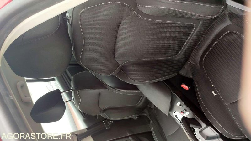 BREAK Renault Mégane - 2019 - FK785LQ - Stationwagen: afbeelding 5 BREAK Renault Mégane - 2019 - FK785LQ - Stationwagen: afbeelding 5