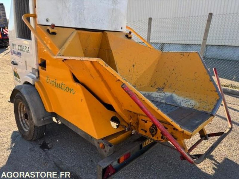 BROYEUR SAELEN MV COBRA 2004 4500 HEURES - Tuinmachine: afbeelding 2 BROYEUR SAELEN MV COBRA 2004 4500 HEURES - Tuinmachine: afbeelding 2