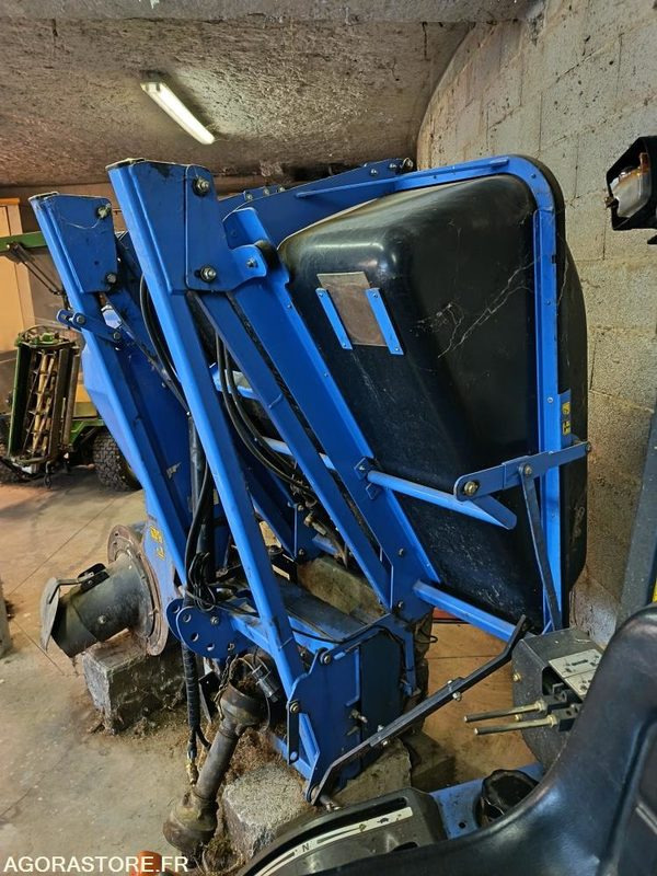 Bac de ramassage ISEKI - Tuinmachine: afbeelding 4 Bac de ramassage ISEKI - Tuinmachine: afbeelding 4