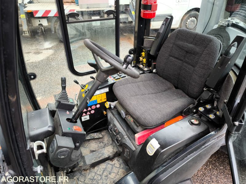 Balayeuse KARCHER MIC 34C 558 heures 2019 - Veegwagen: afbeelding 5 Balayeuse KARCHER MIC 34C 558 heures 2019 - Veegwagen: afbeelding 5