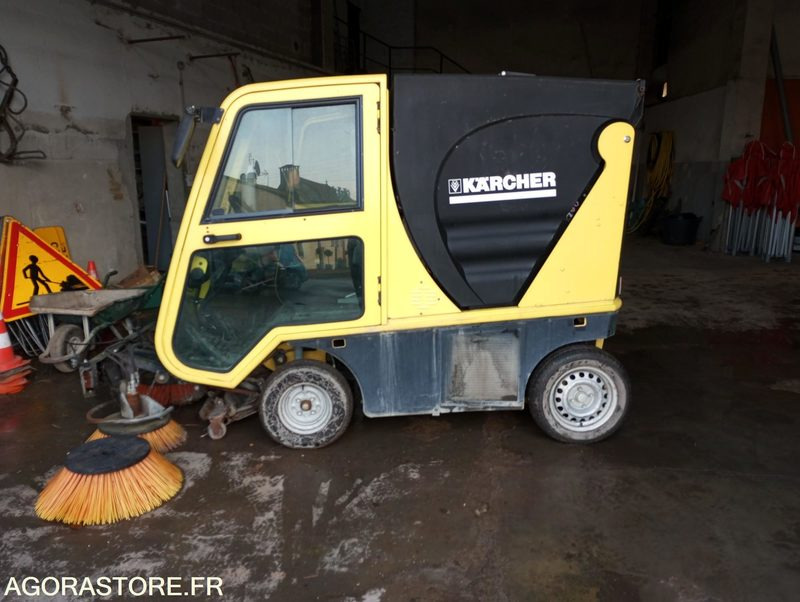 Balayeuse Karcher - Veegwagen: afbeelding 1 Balayeuse Karcher - Veegwagen: afbeelding 1