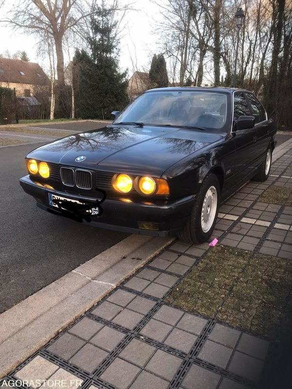Bmw 530i e34 (6 cylindres) - 1990 - 168 285km - Personenwagen: afbeelding 1 Bmw 530i e34 (6 cylindres) - 1990 - 168 285km - Personenwagen: afbeelding 1