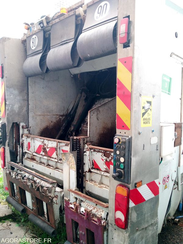 Bom Renault 320DXI - Vuilniswagen: afbeelding 5 Bom Renault 320DXI - Vuilniswagen: afbeelding 5