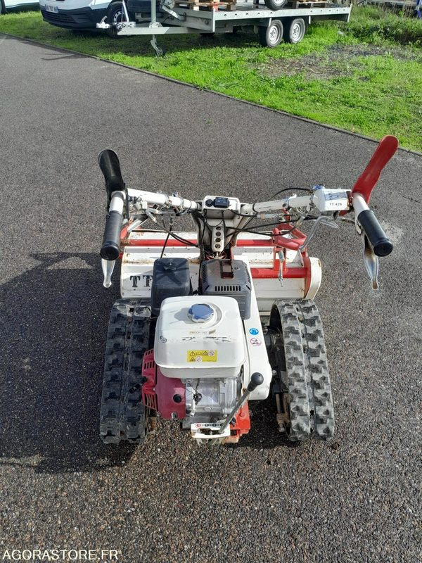 Broyeur à chenilles OREC HCR812 (BROY-19-0428-TAR) - Tuinmachine: afbeelding 3 Broyeur à chenilles OREC HCR812 (BROY-19-0428-TAR) - Tuinmachine: afbeelding 3