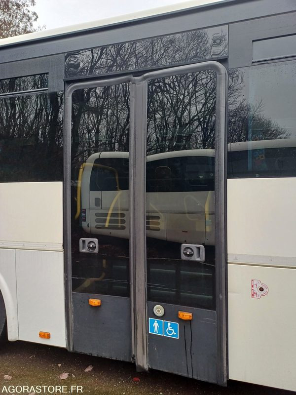 CAR IRISBUS RECREO -N° 19925 - MEC2011 -353000KM/ BG-766-BL - Bus: afbeelding 4 CAR IRISBUS RECREO -N° 19925 - MEC2011 -353000KM/ BG-766-BL - Bus: afbeelding 4