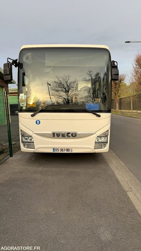 IVECO CROSSWAY CAR SCOLAIRE - 103 000 km - 2015 - Bus: afbeelding 1 IVECO CROSSWAY CAR SCOLAIRE - 103 000 km - 2015 - Bus: afbeelding 1