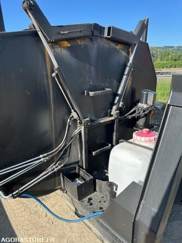CAISSON AMPLIROLL THERMO DE DEMO POUR ENROBEE - Haakarm container: afbeelding 4 CAISSON AMPLIROLL THERMO DE DEMO POUR ENROBEE - Haakarm container: afbeelding 4