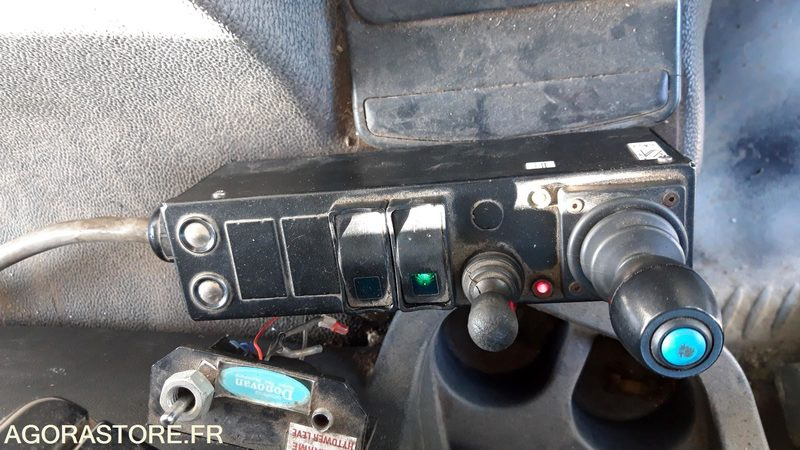 *CAMION AMPLIROLL 26T - Haakarmsysteem vrachtwagen: afbeelding 3 *CAMION AMPLIROLL 26T - Haakarmsysteem vrachtwagen: afbeelding 3