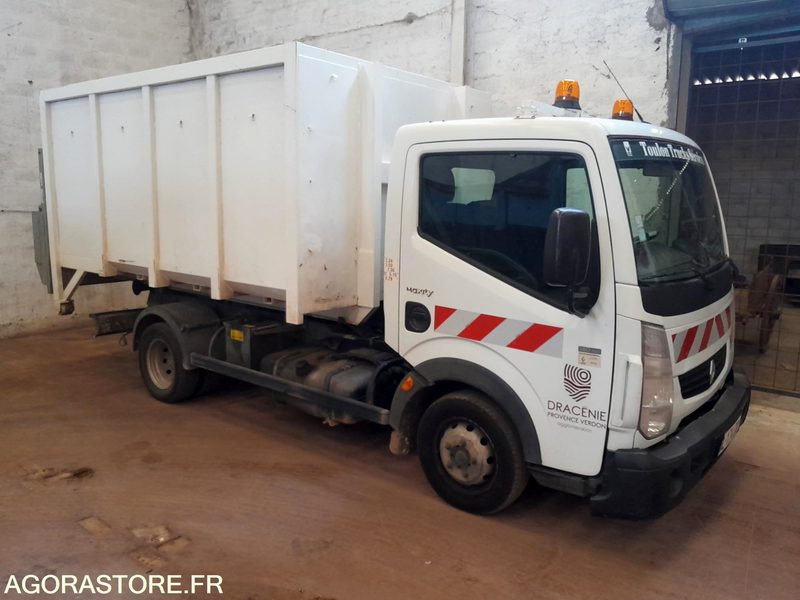 CAMION AMPLIROLL RENAULT MAXITY - Kipper bestelwagen: afbeelding 1 CAMION AMPLIROLL RENAULT MAXITY - Kipper bestelwagen: afbeelding 1