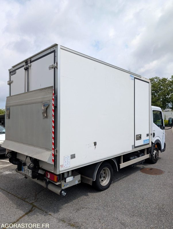 CAMION HAYON FRIGORIFIQUE MOINT DE 3T5 RENAUT MAXITY - Koelwagen: afbeelding 1 CAMION HAYON FRIGORIFIQUE MOINT DE 3T5 RENAUT MAXITY - Koelwagen: afbeelding 1