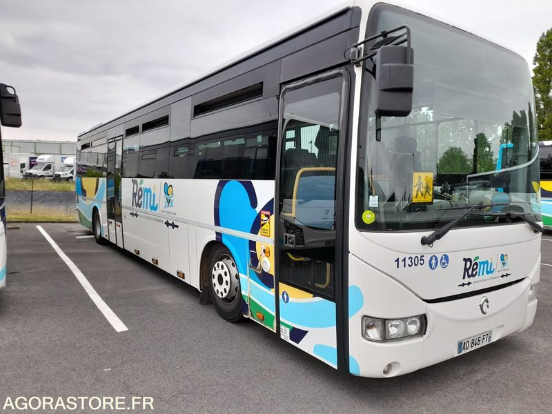 CAR-IRISBUS-CROSSWAY 12.8-2009-569 895 KM - AD846-FT- (11305) - Schoolbus: afbeelding 2 CAR-IRISBUS-CROSSWAY 12.8-2009-569 895 KM - AD846-FT- (11305) - Schoolbus: afbeelding 2