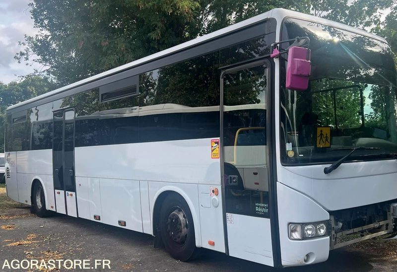 CAR - IRISBUS (IVECO BUS) - RÉCRÉO - 2011 - 305 429 KM (BW-716-JD) - Schoolbus: afbeelding 1 CAR - IRISBUS (IVECO BUS) - RÉCRÉO - 2011 - 305 429 KM (BW-716-JD) - Schoolbus: afbeelding 1