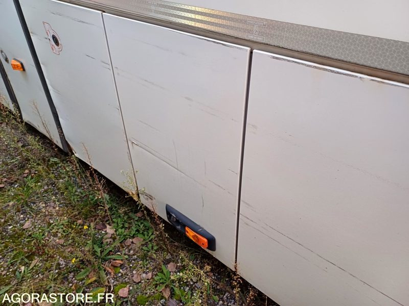 CAR IVECO ARWAY - PARC 16814 - MEC2010 497000KM AT933SJ - Schoolbus: afbeelding 3 CAR IVECO ARWAY - PARC 16814 - MEC2010 497000KM AT933SJ - Schoolbus: afbeelding 3