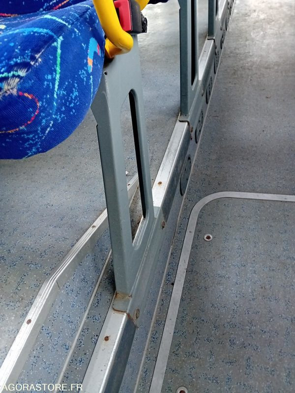 CAR SCOLAIRE MERCEDES INTOURO N°11426/395 MEC 2009 435000KM AH-538-LV - Schoolbus: afbeelding 5 CAR SCOLAIRE MERCEDES INTOURO N°11426/395 MEC 2009 435000KM AH-538-LV - Schoolbus: afbeelding 5