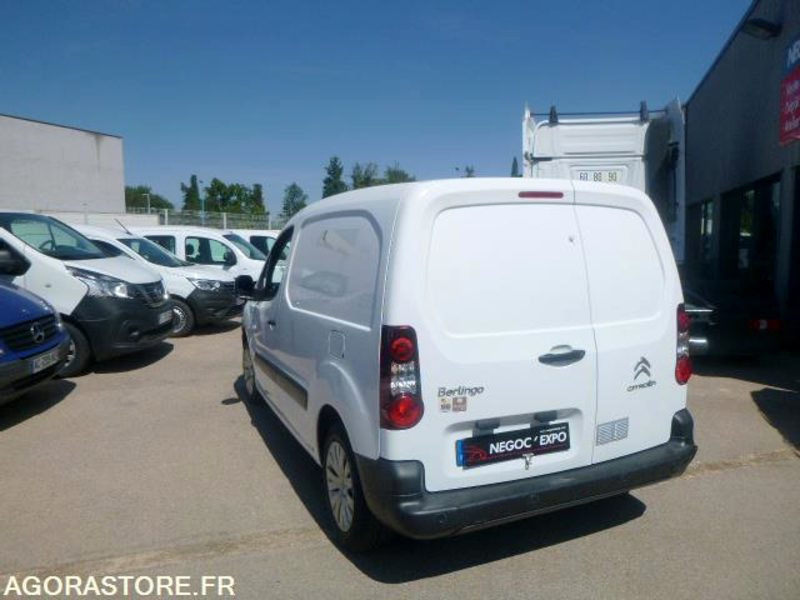 CITROEN BERLINGO UTILITAIRE BOITE AUTO - 2018 - 166 500KM - Kleine bestelwagen: afbeelding 4 CITROEN BERLINGO UTILITAIRE BOITE AUTO - 2018 - 166 500KM - Kleine bestelwagen: afbeelding 4