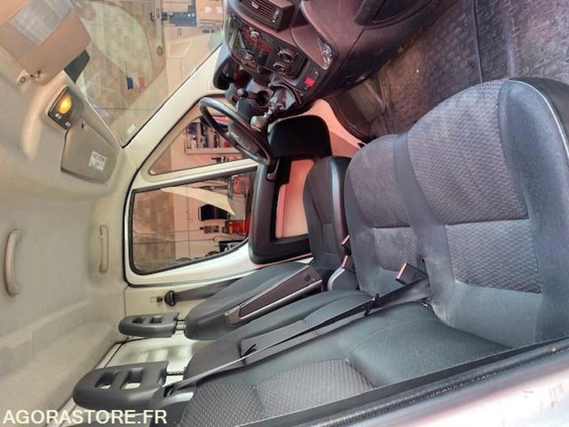 CITROEN JUMPER 3404 - Personenwagen: afbeelding 4 CITROEN JUMPER 3404 - Personenwagen: afbeelding 4