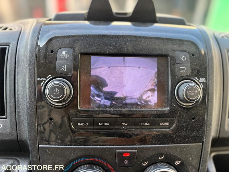 CITROEN JUMPER II (2) II 33 L2H2 BLUEHDI 140 S&S BVM6 DRIVER - 148592km - 2019 - Gesloten bestelwagen: afbeelding 5 CITROEN JUMPER II (2) II 33 L2H2 BLUEHDI 140 S&S BVM6 DRIVER - 148592km - 2019 - Gesloten bestelwagen: afbeelding 5