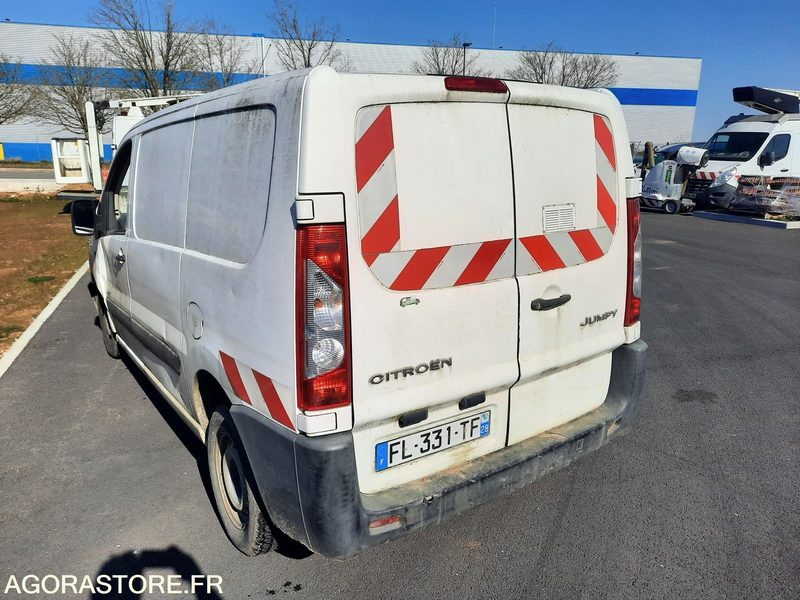 CITROEN JUMPY - 2007 - 127 400KM - Kleine bestelwagen: afbeelding 2 CITROEN JUMPY - 2007 - 127 400KM - Kleine bestelwagen: afbeelding 2