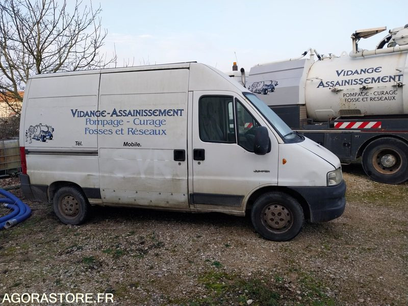 CITROEN Jumper 2006 (326834Km) Moteur HS NON ROULANT PRO UNIQUEMENT - Gesloten bestelwagen: afbeelding 1 CITROEN Jumper 2006 (326834Km) Moteur HS NON ROULANT PRO UNIQUEMENT - Gesloten bestelwagen: afbeelding 1