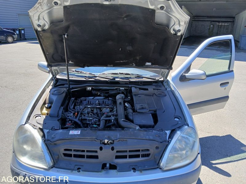 CITROEN XSARA DIESEL - 2004 - 145 000KM - Personenwagen: afbeelding 2 CITROEN XSARA DIESEL - 2004 - 145 000KM - Personenwagen: afbeelding 2
