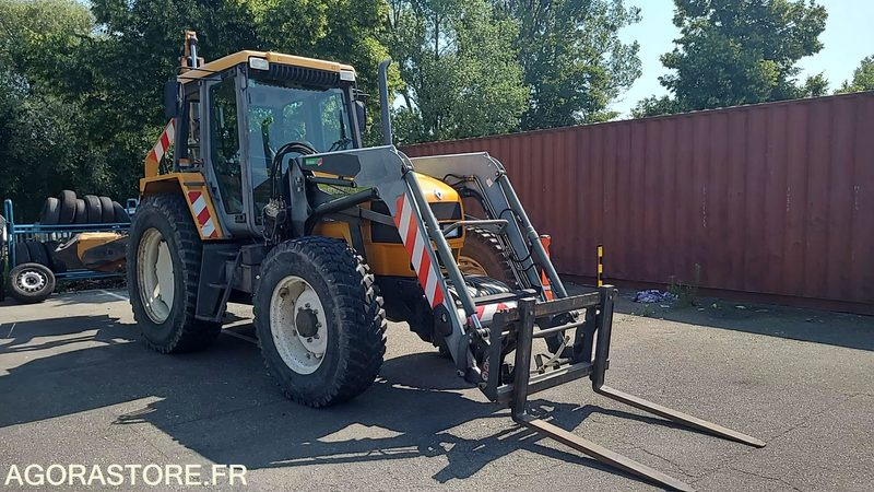 CN 071 QD - RENAULT TEMIS 610X - 2004 - H3922EA3921365 - Tractor: afbeelding 1 CN 071 QD - RENAULT TEMIS 610X - 2004 - H3922EA3921365 - Tractor: afbeelding 1