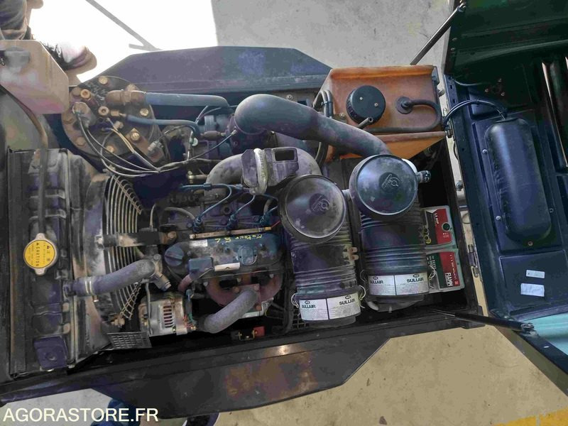 COMPRESSEUR DE CHANTIER S35 SULLAIR - 2001 - 197H -FONCTIONNEL VENDU DANS L ETAT - Luchtcompressor: afbeelding 5 COMPRESSEUR DE CHANTIER S35 SULLAIR - 2001 - 197H -FONCTIONNEL VENDU DANS L ETAT - Luchtcompressor: afbeelding 5