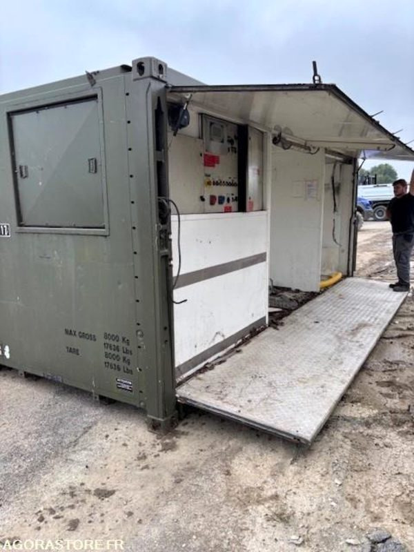 CONTENEUR AMPLIROLL 20 PIEDS AMENAGE AVEC GROUPE ELECTROGENE 130 KVA - Haakarmsysteem vrachtwagen: afbeelding 2 CONTENEUR AMPLIROLL 20 PIEDS AMENAGE AVEC GROUPE ELECTROGENE 130 KVA - Haakarmsysteem vrachtwagen: afbeelding 2