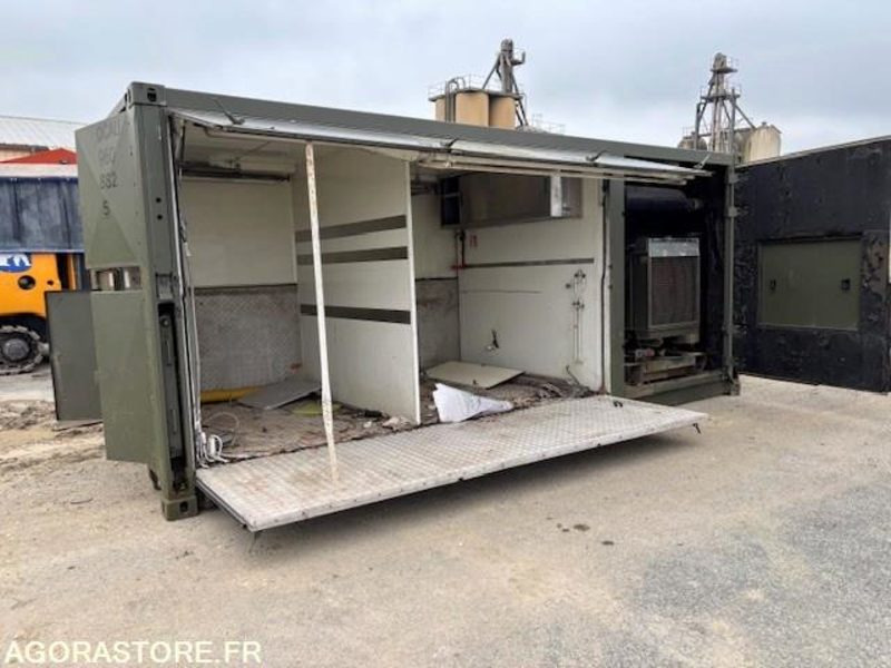 CONTENEUR AMPLIROLL 20 PIEDS AMENAGE AVEC GROUPE ELECTROGENE 130 KVA - Haakarmsysteem vrachtwagen: afbeelding 1 CONTENEUR AMPLIROLL 20 PIEDS AMENAGE AVEC GROUPE ELECTROGENE 130 KVA - Haakarmsysteem vrachtwagen: afbeelding 1