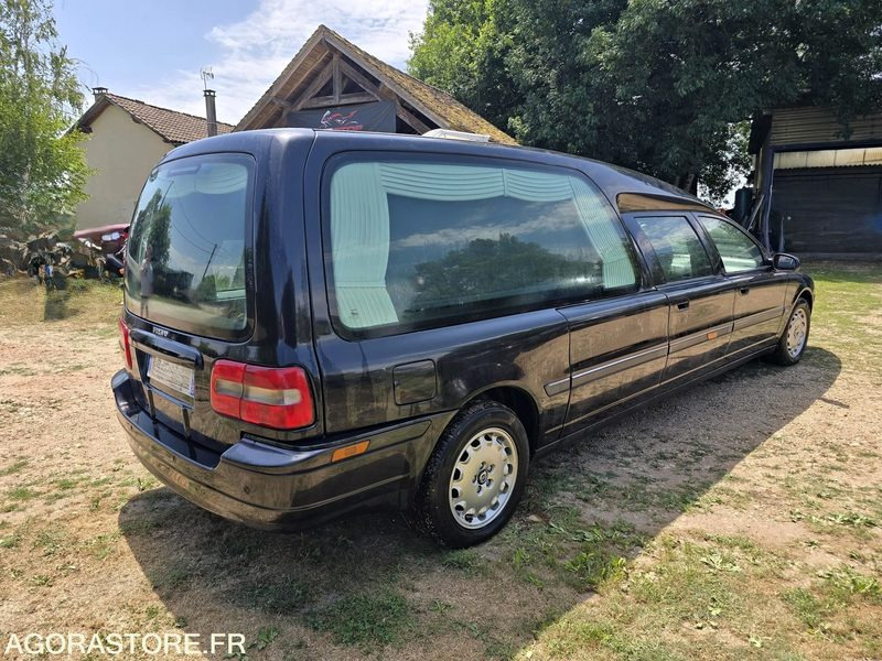 CORBILLARD VOLVO S80 - 2002 - 189 127km - Personenwagen: afbeelding 5 CORBILLARD VOLVO S80 - 2002 - 189 127km - Personenwagen: afbeelding 5