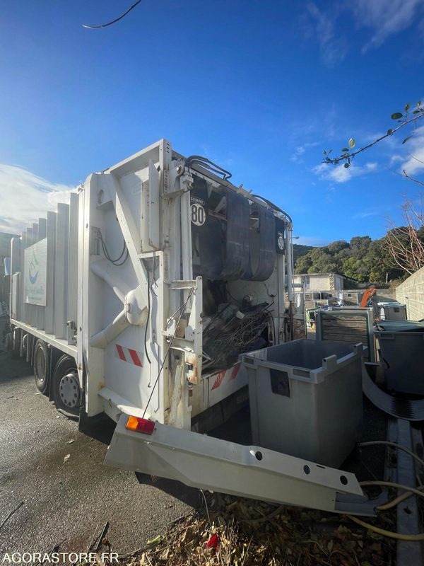 --CORSE-- PL BOM RENAULT PREMIUM 2008 92131km - Vuilniswagen: afbeelding 3 --CORSE-- PL BOM RENAULT PREMIUM 2008 92131km - Vuilniswagen: afbeelding 3