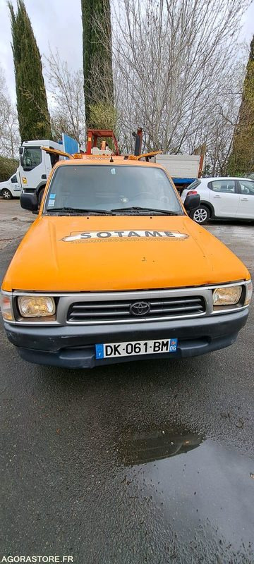 CUREUR HP RIVARD/TOYOTA 2001 DK061BM (VENTE UNIQUEMENT EXPORT) - Vacuümwagen: afbeelding 1 CUREUR HP RIVARD/TOYOTA 2001 DK061BM (VENTE UNIQUEMENT EXPORT) - Vacuümwagen: afbeelding 1