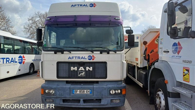 Camion-grue Benne MAN 1996/3718 - Kipper vrachtwagen, Kraanwagen: afbeelding 1 Camion-grue Benne MAN 1996/3718 - Kipper vrachtwagen, Kraanwagen: afbeelding 1