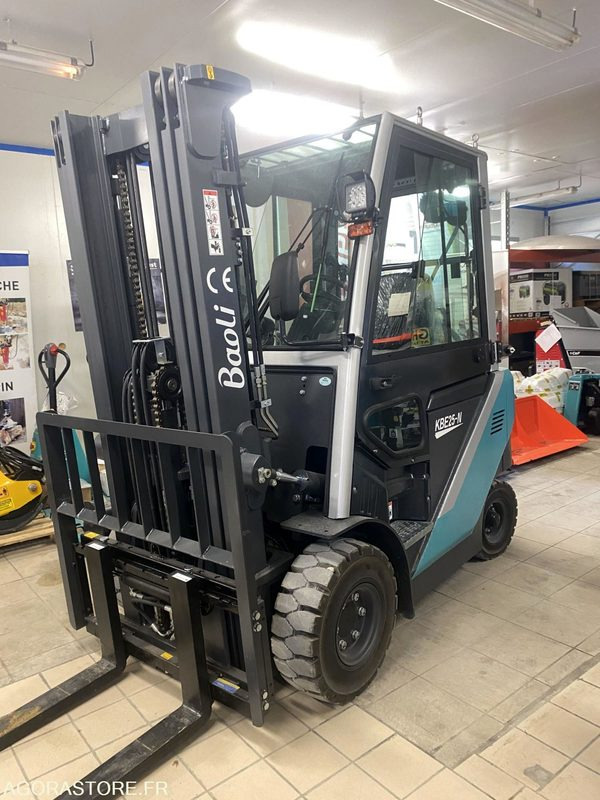 Chariot élévateur BAOLI KBE25N 2T5 ELECTRIQUE CABINE - Elektrische heftruck: afbeelding 1 Chariot élévateur BAOLI KBE25N 2T5 ELECTRIQUE CABINE - Elektrische heftruck: afbeelding 1