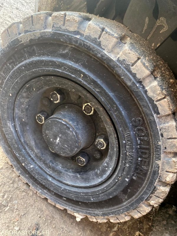 LPG heftruck Chariot élévateur GAZ NISSAN 1.8T: afbeelding 8 LPG heftruck Chariot élévateur GAZ NISSAN 1.8T: afbeelding 8