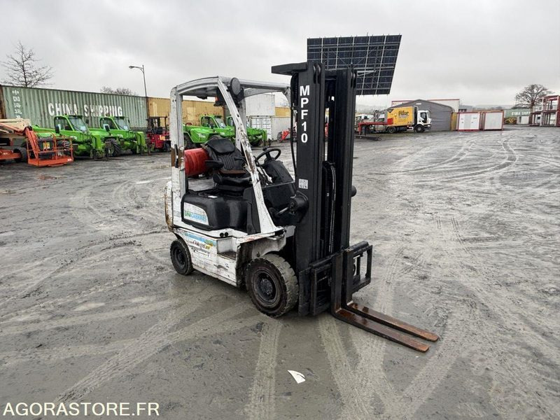 Chariot élévateur NISSAN GAZ 1.5T type P1D1A15LQ - LPG heftruck: afbeelding 3 Chariot élévateur NISSAN GAZ 1.5T type P1D1A15LQ - LPG heftruck: afbeelding 3