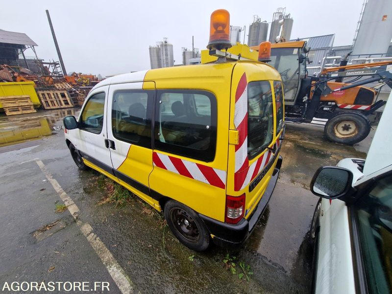 Citroën Berlingo - 124TF53 - Personenwagen: afbeelding 4 Citroën Berlingo - 124TF53 - Personenwagen: afbeelding 4