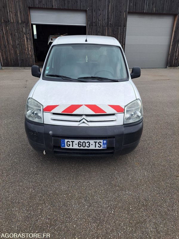 Citroën Berlingo - 2003 - 152263kms - GT603TS - Kleine bestelwagen: afbeelding 1 Citroën Berlingo - 2003 - 152263kms - GT603TS - Kleine bestelwagen: afbeelding 1
