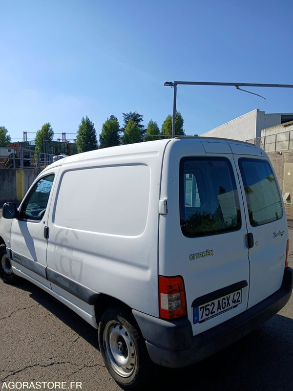 Citroën Berlingo 752-AGX-42 - Kleine bestelwagen: afbeelding 2 Citroën Berlingo 752-AGX-42 - Kleine bestelwagen: afbeelding 2