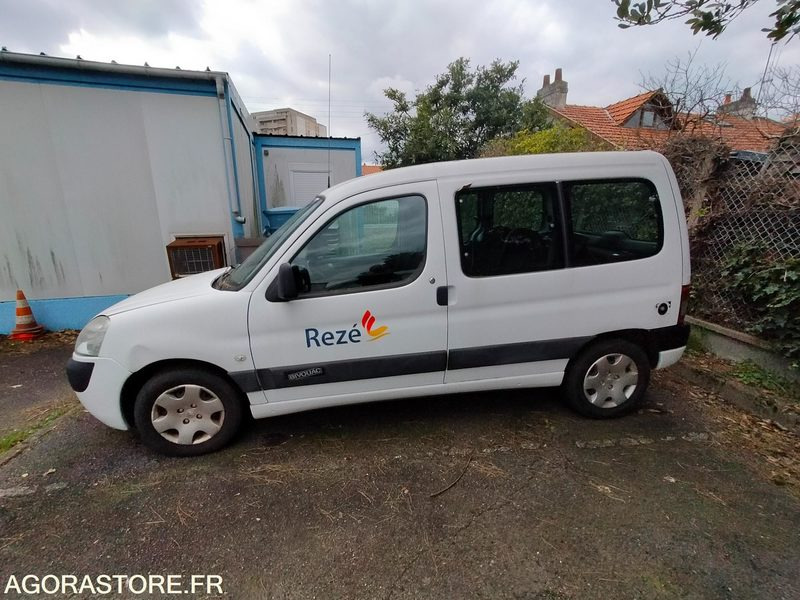 Citroen Berlingo Combispace ESS+GNV - 2007 - 62683kms - Personenwagen: afbeelding 2 Citroen Berlingo Combispace ESS+GNV - 2007 - 62683kms - Personenwagen: afbeelding 2
