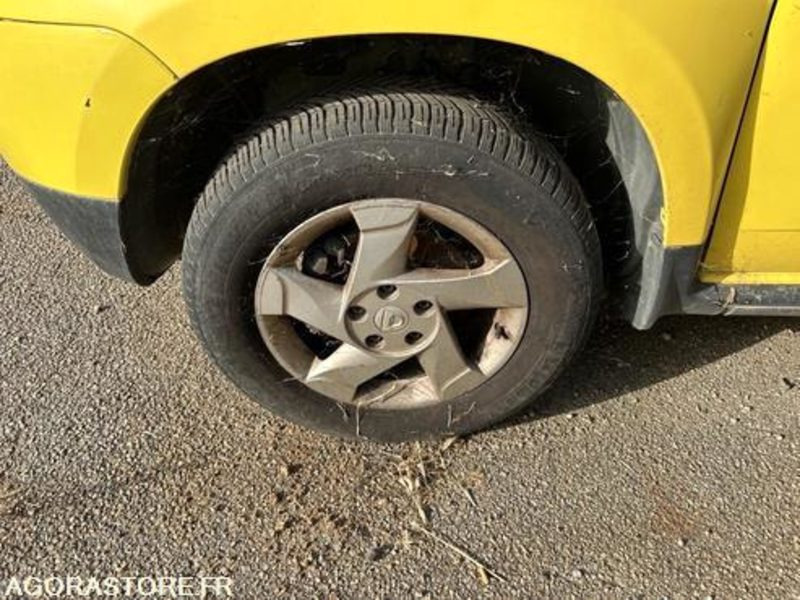 DACIA DUSTER - 2013 - 237032 KM - CZ107SC - SUV: afbeelding 4 DACIA DUSTER - 2013 - 237032 KM - CZ107SC - SUV: afbeelding 4