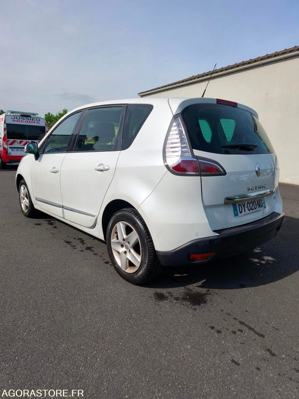 DY-020-NQ - Roulant - RENAULT - SCENIC - VP - 388 200 Kms - Personenwagen: afbeelding 5 DY-020-NQ - Roulant - RENAULT - SCENIC - VP - 388 200 Kms - Personenwagen: afbeelding 5