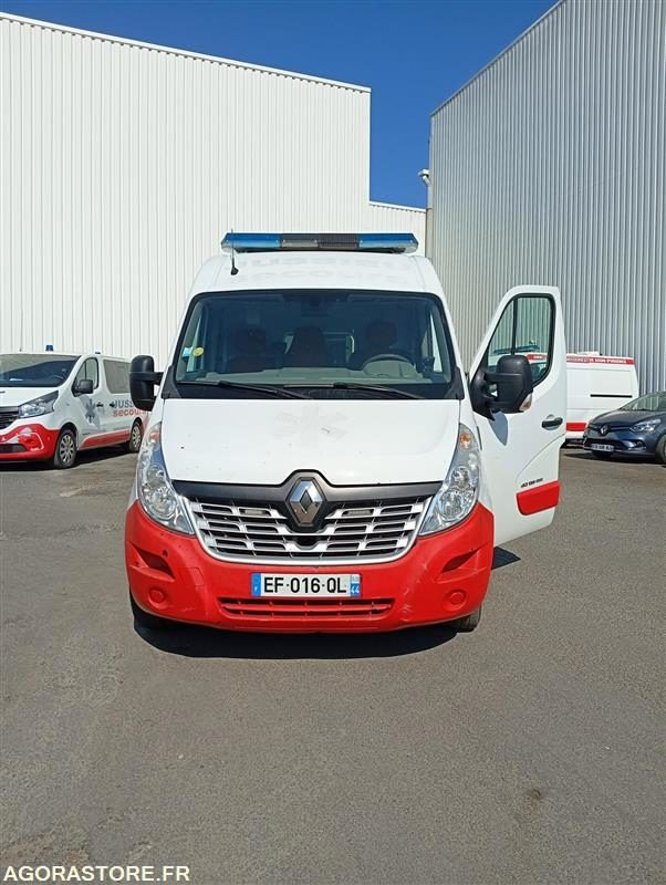 EF-016-QL - Roulant - RENAULT MASTER - VASP - 440 615 Kms - Ambulance: afbeelding 1 EF-016-QL - Roulant - RENAULT MASTER - VASP - 440 615 Kms - Ambulance: afbeelding 1